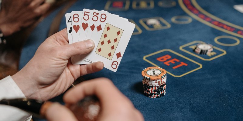 Nắm vững luật chơi Baccarat chi tiết nhất hiện nay